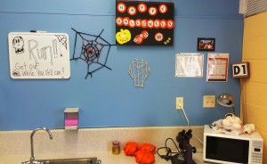 d1 halloween decorating contest